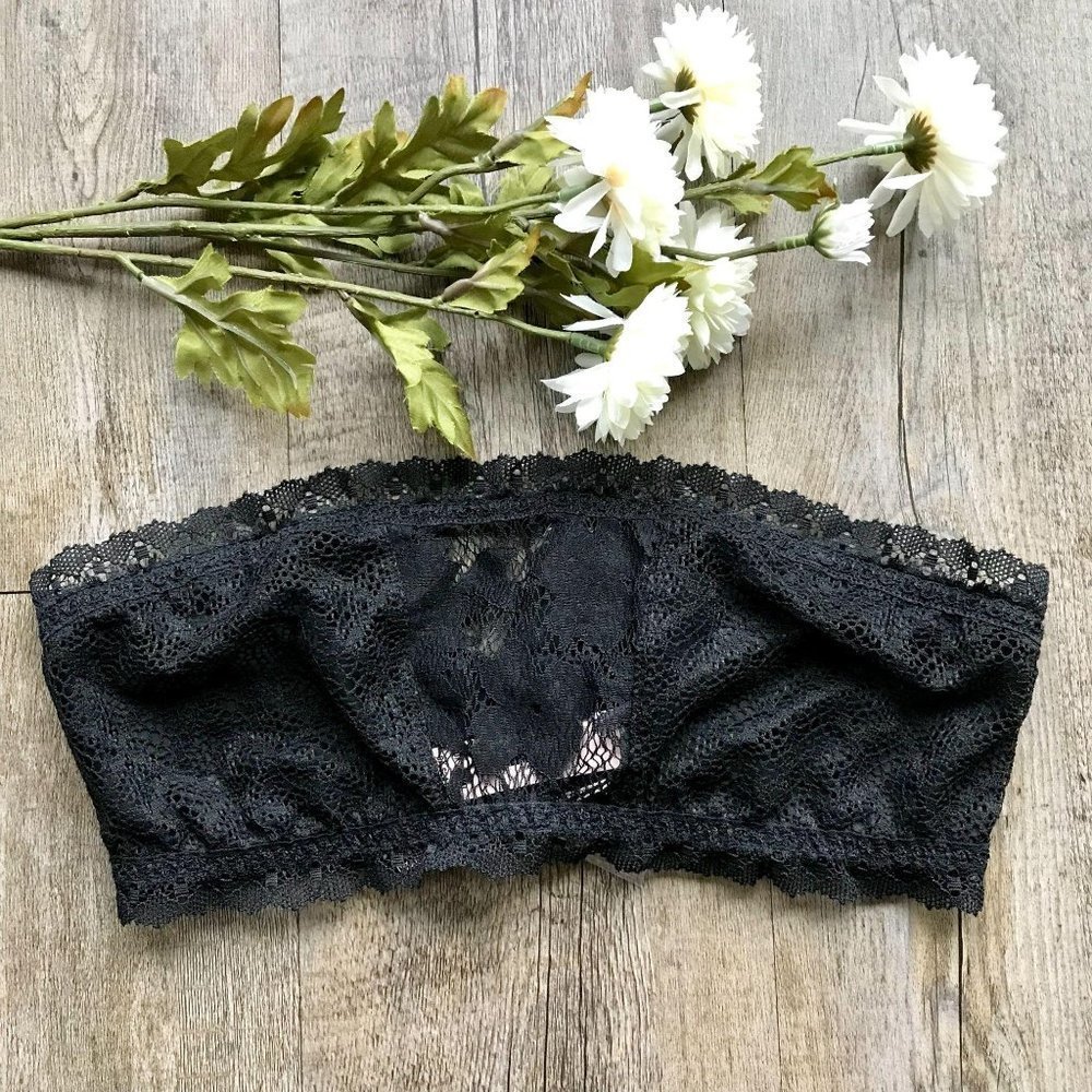 2/$30 Victoria’s Secret Convertible Strapless Bralette Bra